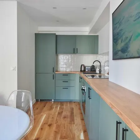Modern 1br 2p - Abbesses * Paris